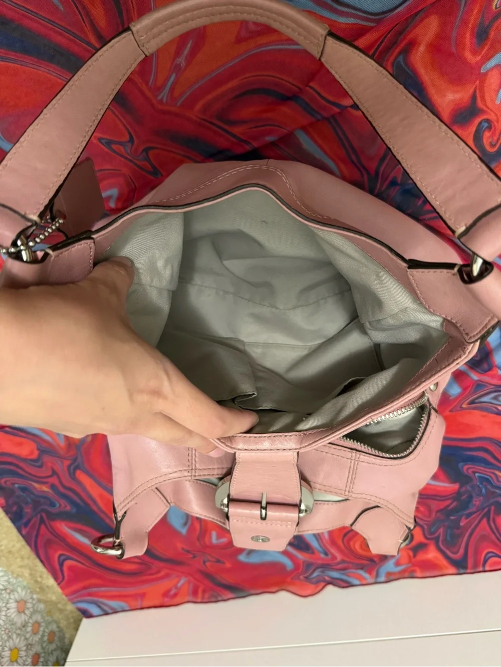 Rare Archival Vintage Y2K Coach Soho Shell Pink Leather Buckle Hobo